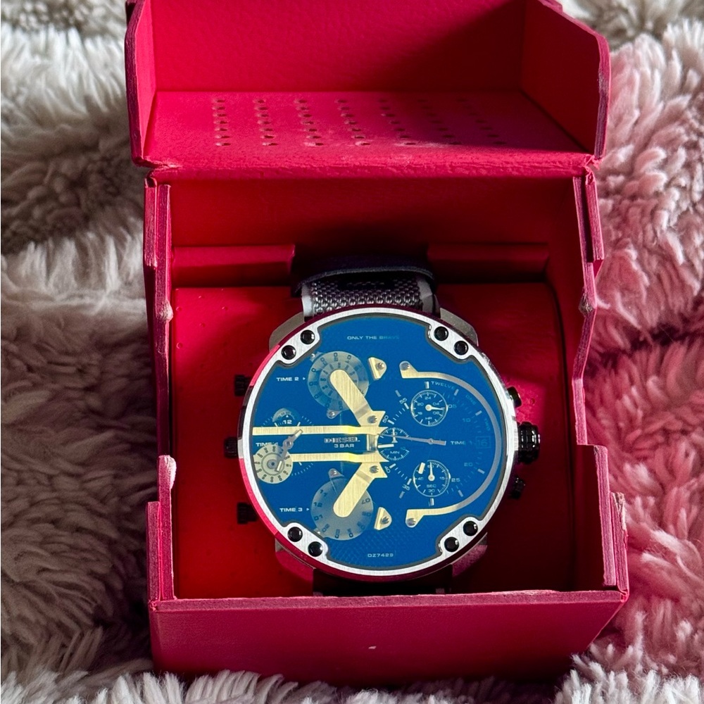 New in the box Diesel brand men’s watch